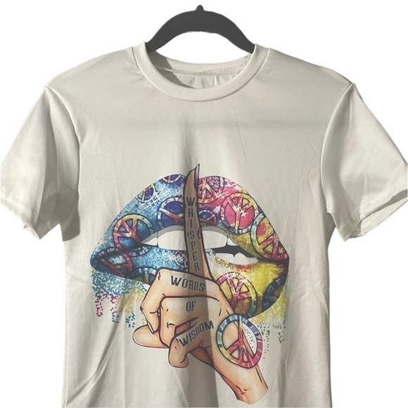 Tops - Women Graphic Tee. Whisper words of wisdom.